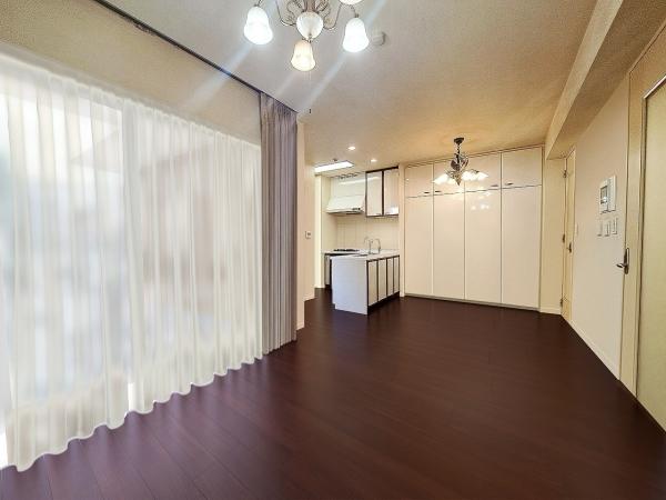 広々とした約11.5帖のリビングダイニング。CGで作成したリフォームイメージです。