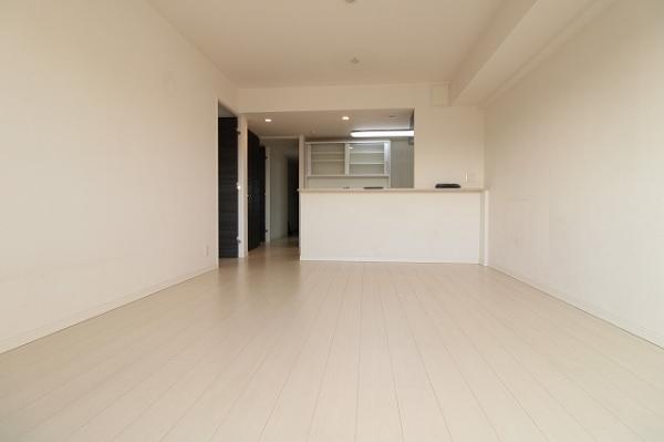 約１０．８帖のリビングダイニング