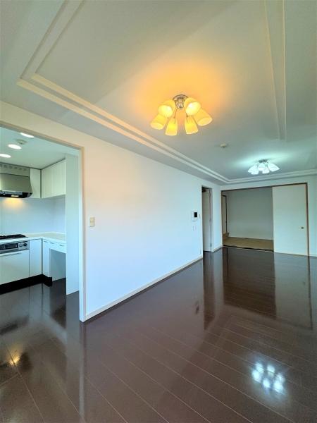 リビングダイニング約１２．６帖