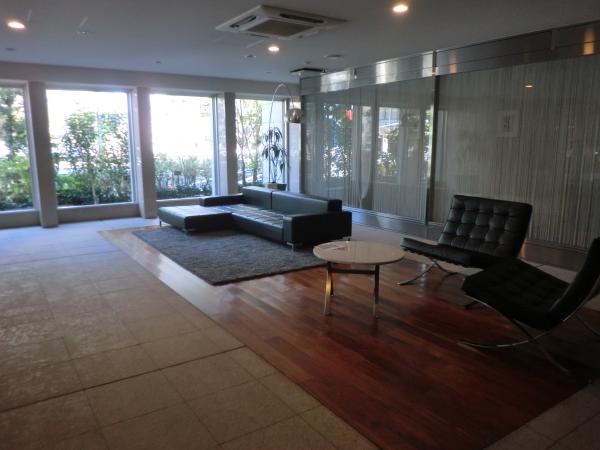 エントランス外観