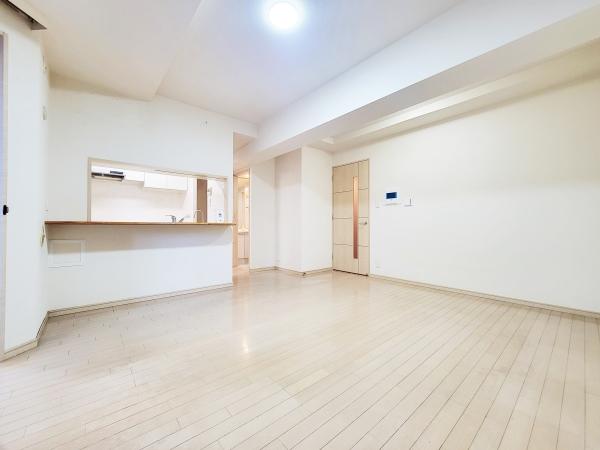 ＴＥＳ式床暖房が設置されたリビングダイニング　CGで作成したリフォームイメージです。