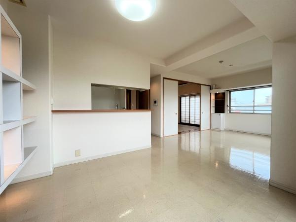 リビングダイニング