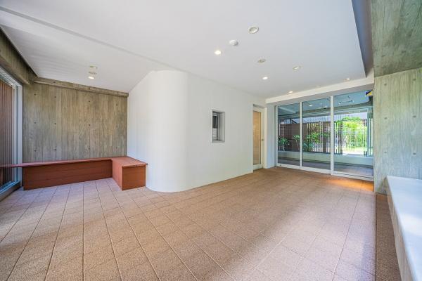 エントランスアプローチ