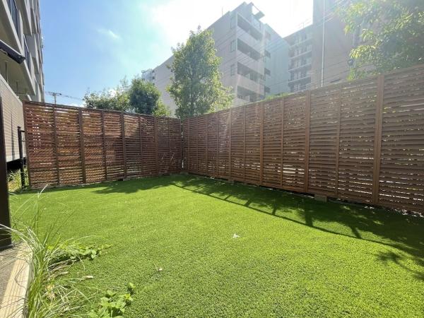 大切なペットと遊ぶことのできる専用庭