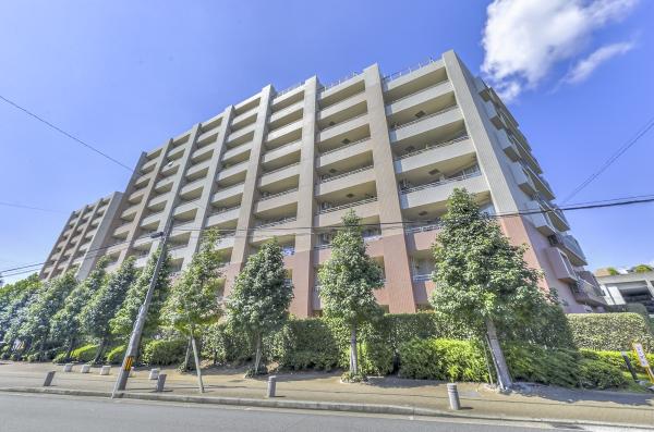 横浜ブルーライン「踊場」駅から徒歩5分　総戸数560戸の大規模レジデンス　