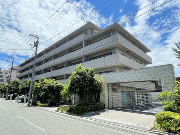 北東側から現地外観