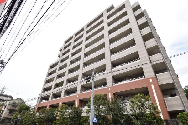 逆張りアウトフレーム工法での施工です