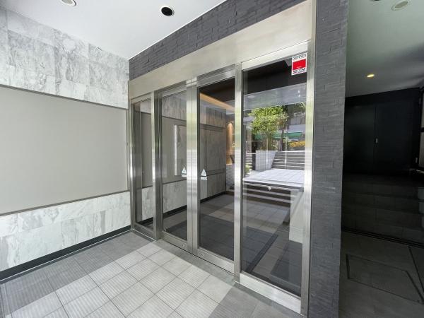 エントランスアプローチ