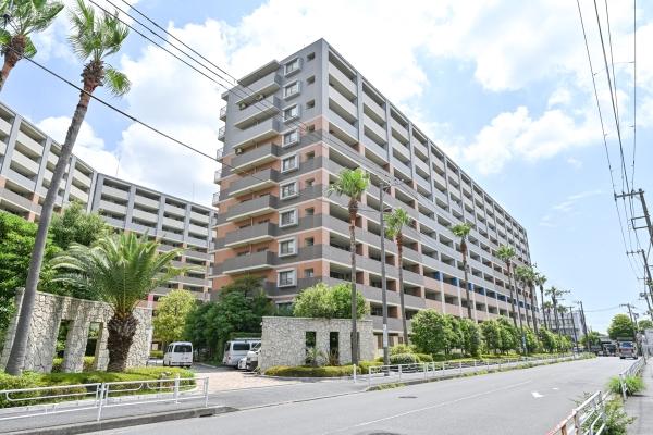 ライオンズマンション横浜セントワーフ　陽光に満ちた明るい環境の中で憧れのベイエリアライフ