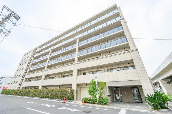 落ち着きと品格がある洗練の意匠の外観