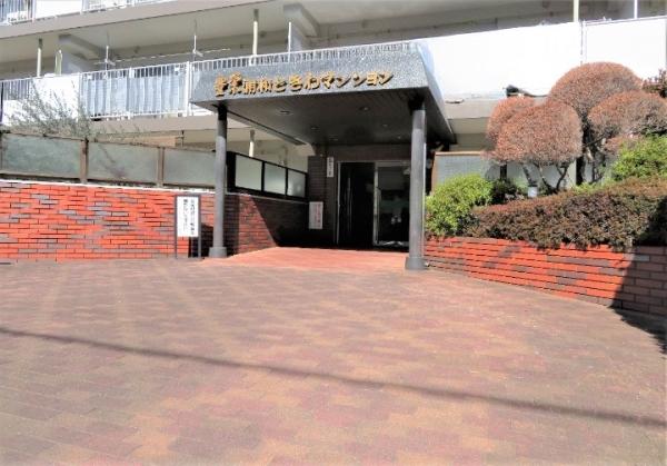 車寄せのあるエントランス