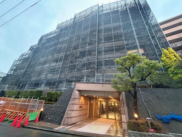 現地外観（2025年5月末迄大規模修繕工事実施中）