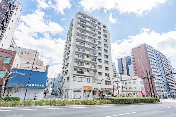 1988年6月竣工、12階建