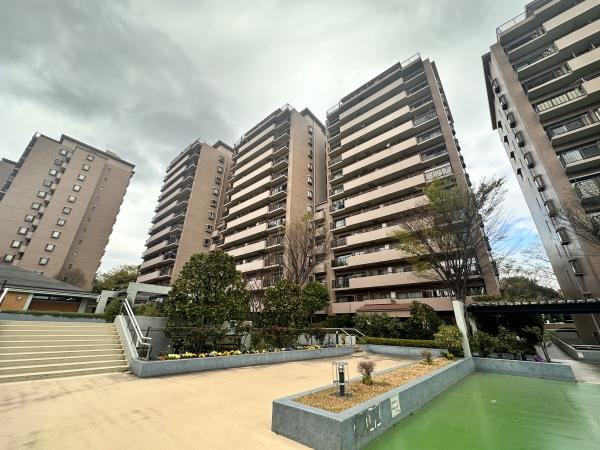 １０号棟外観