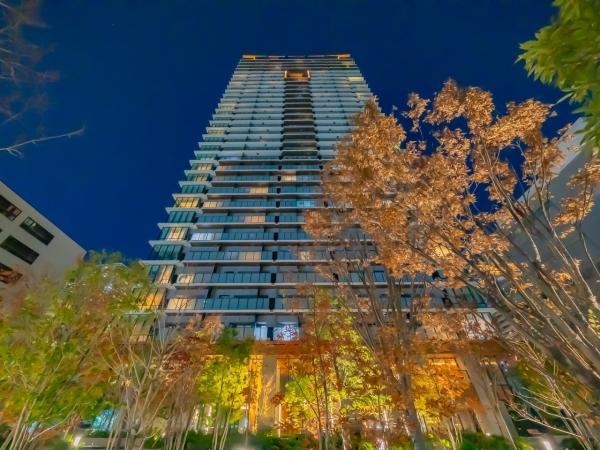 33階建て総戸数421戸の大規模タワーマンション