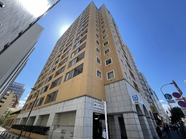 都営大江戸線「東新宿」駅直結