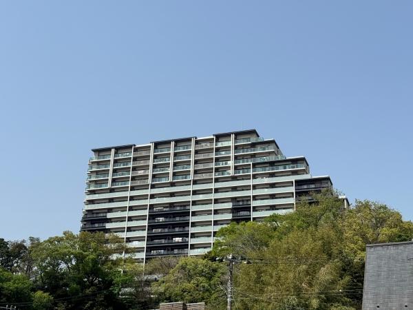 藤沢の丘に佇むエアヒルズ藤沢