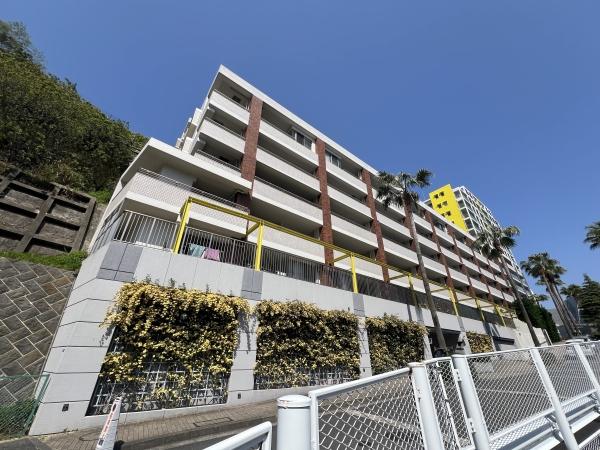 総戸数285戸の大規模マンションです。