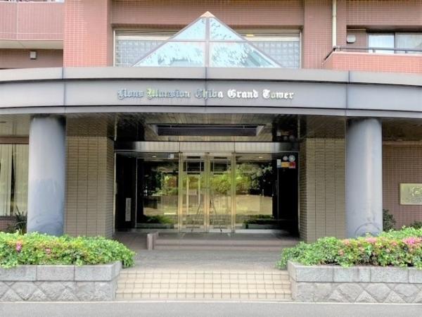 車寄せのあるエントランス