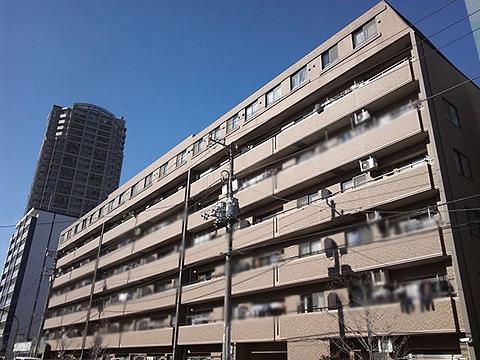落ち着いた外観の「グランシティ」