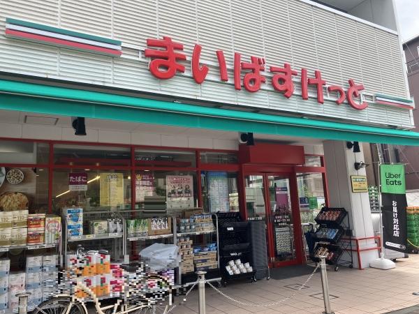 前面道路から東側を撮影