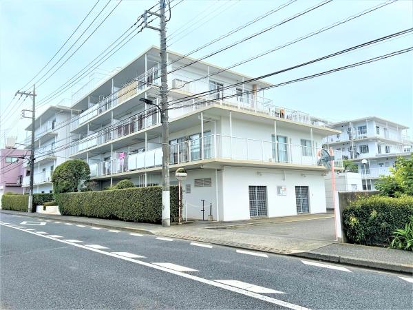 1983年4月竣工　鉄筋コンクリート造　全124戸　