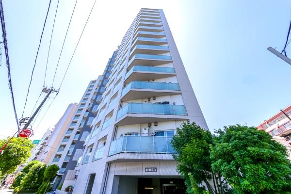 2011年築　3路線利用可能な好立地