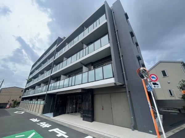 2020年2月完成物件　落ち着きのある外観　