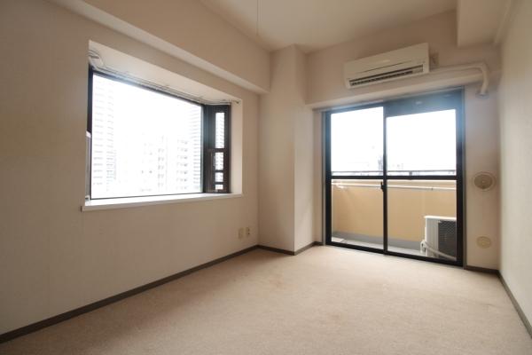 2面採光で風通しの良いお部屋です
