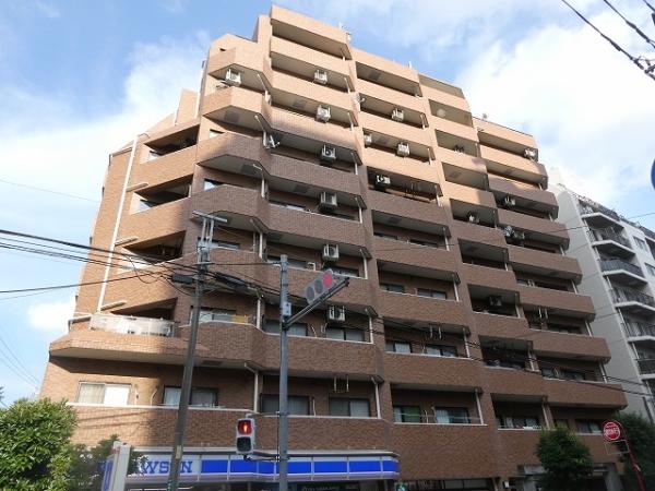 外観写真。１階にローソン川口栄町店があります