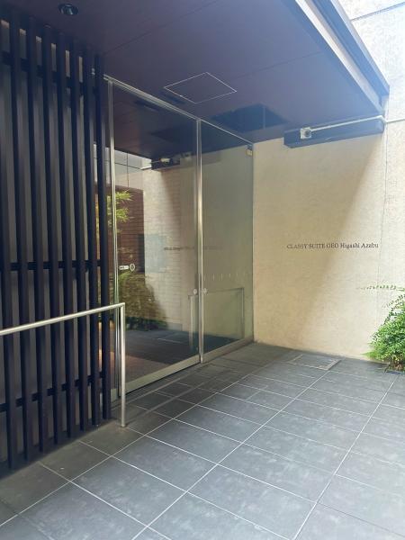 都営大江戸線「赤羽橋」駅から徒歩１分の立地