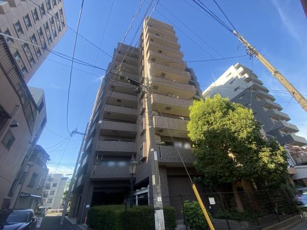 重厚感ある高層マンション