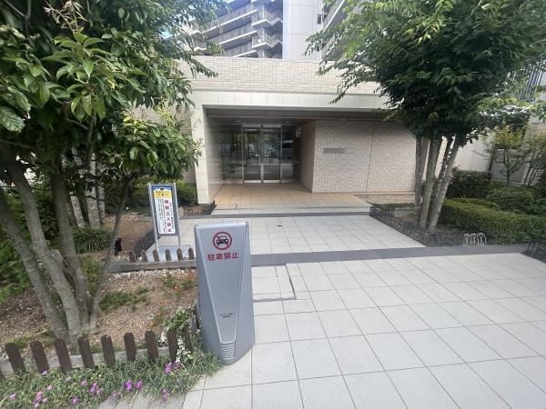 メインエントランス入口