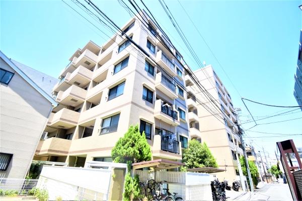 駅徒歩5分の好立地レジデンス