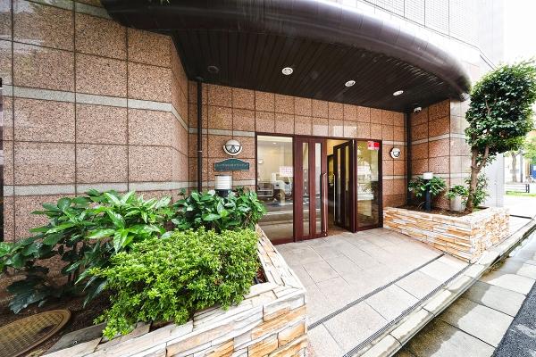マンション出入口