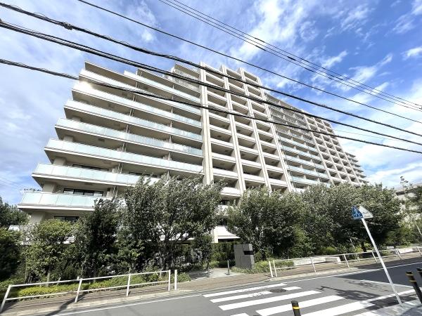 総戸数３２９戸の鉄筋コンクリート造