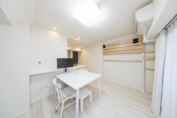 重厚感があるエントランス