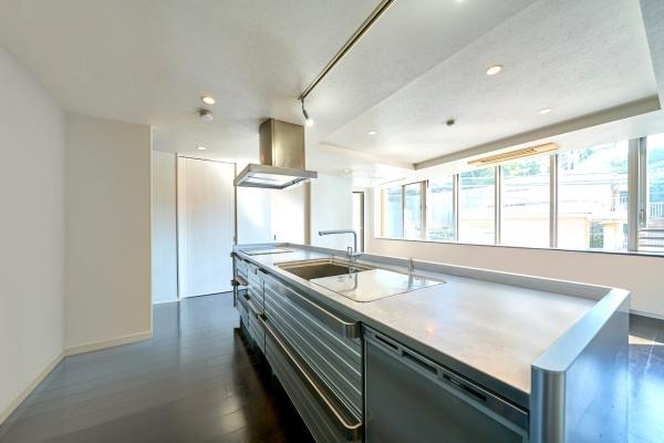 リビングダイニング（CGで作成したリフォームイメージです。）