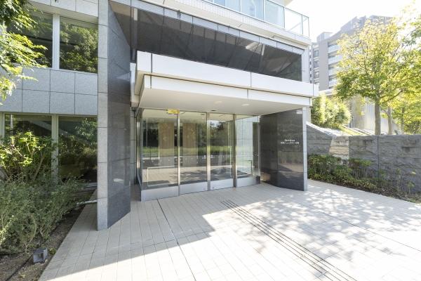 TES温水式床暖房付き　暖かな日差しが届く約14.0帖のLDK