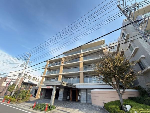 総戸数120戸のマンション。