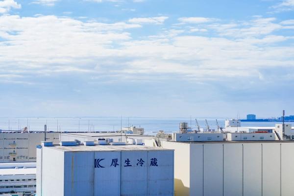 フィットネスルーム（利用料無料）などが併設してある中庭がございます