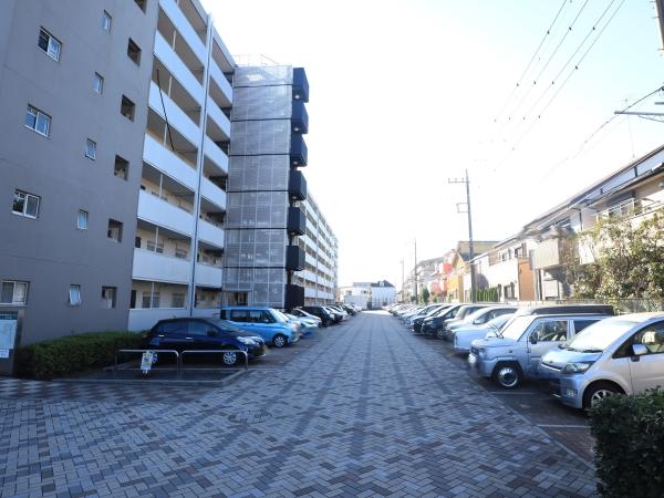 駐車場月額8000円 2025年11月18日　時点空有