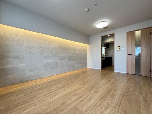 リビングダイニング約１０．４帖