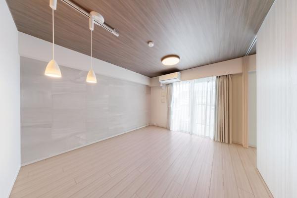 リビングダイニング（CGで作成したリフォームイメージです）