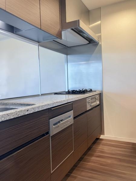 約１１．６mワイドスパンの間取りで明るいリビングダイニング（CGで作成したリフォームイメージです）