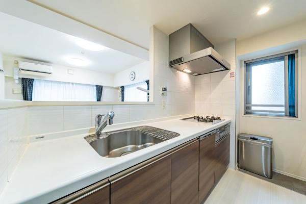 リビングダイニング（CGで作成したリフォームイメージです）