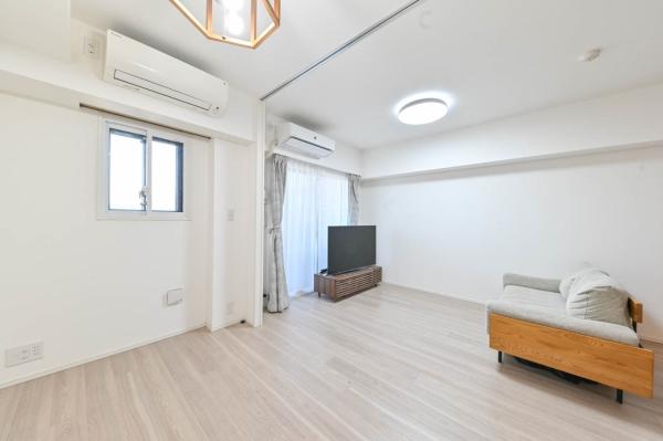 約11.6帖のリビング・ダイニング・キッチンと約4.0帖の洋室1