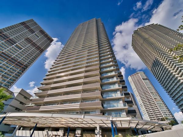 2棟構成、総戸数1149戸の大規模タワーレジデンス