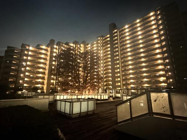 2004年5月竣工　ビッグコミュニティならではの充実した共用部のある分譲マンション