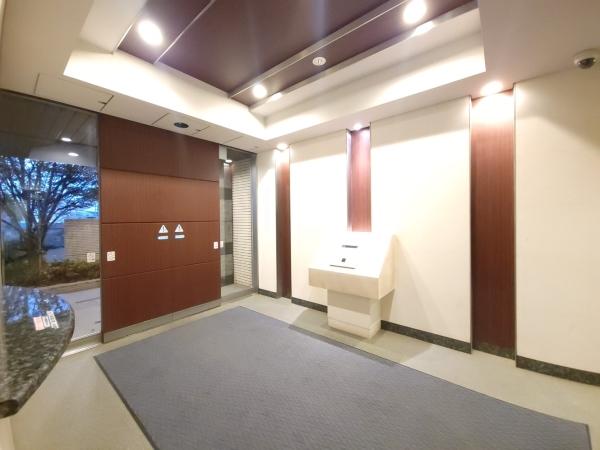 エントランス外観